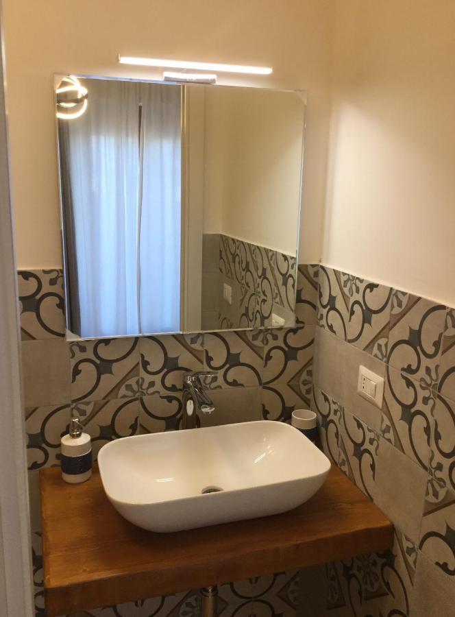 B&B Home Sweet Home - Affitti Brevi Italia 曼弗雷多尼亚 外观 照片