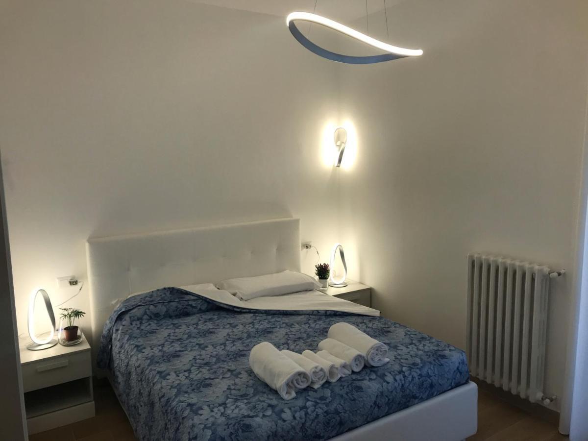 B&B Home Sweet Home - Affitti Brevi Italia 曼弗雷多尼亚 外观 照片