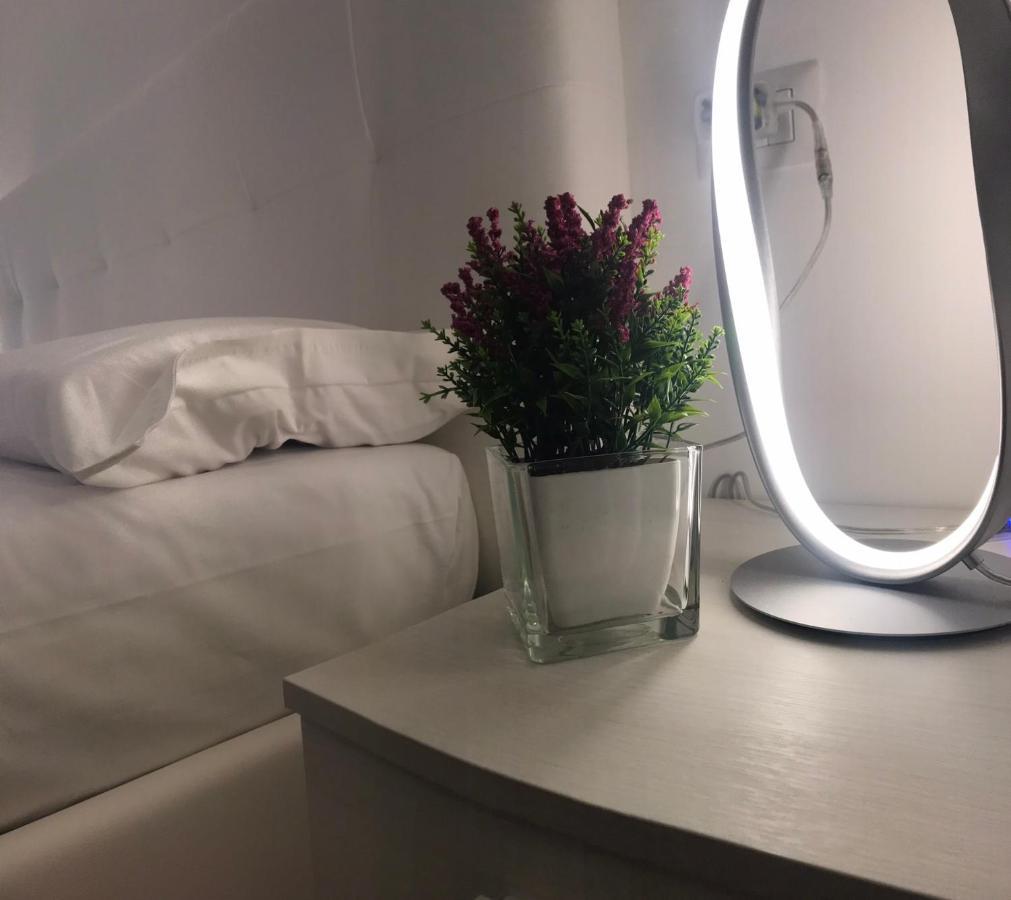 B&B Home Sweet Home - Affitti Brevi Italia 曼弗雷多尼亚 外观 照片